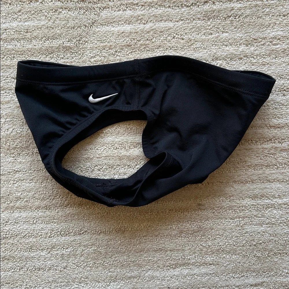 Like New Nike Swim HydraStrong Essential Black Men's Swim Brief Size Medium 30”
